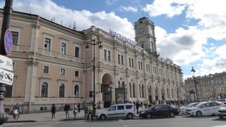 サンクトペテルブルグ-モスクワ間を結ぶ高速列車の発着駅