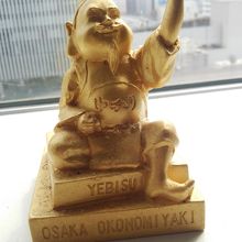 金色のビリケンさん