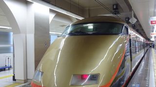 フリー切符を購入して乗車は便利。