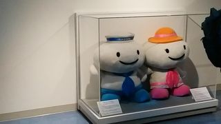 名古屋港に関する展示や各種シミュレータが楽しめます