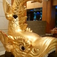 実物大の金の鯱