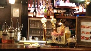 300円均一立ち飲みバー