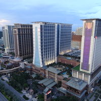 エッフェル塔から見たシェラトンマカオ