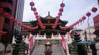 提灯が目立ちます