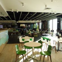 ３階のフードコートは長居出来ます