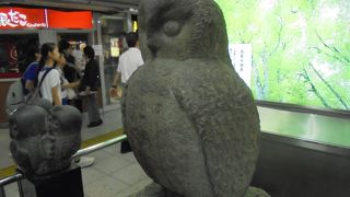 池袋の待ち合わせスポット（いけふくろう像）