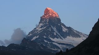 スイスを象徴する山
