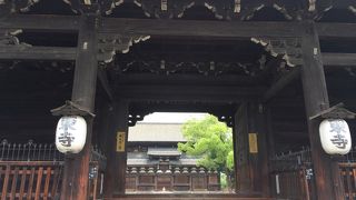 東寺の正門