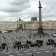 西ヨーロッパ影響も残るがロシア色が感じられる歴史地区