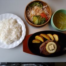 ステーキセットです