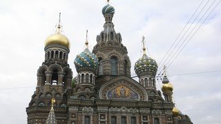 モスクワの聖ワシリー寺院のような屋根