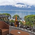 テラスからのレマン湖の眺めが素晴らしいです