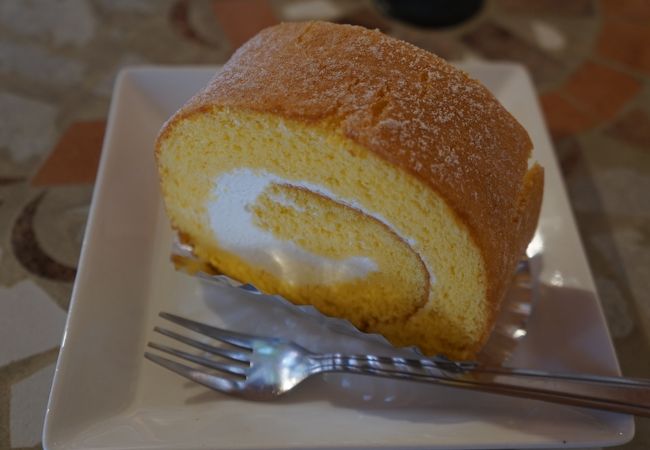 やっぱり看板商品はロールケーキでしょう