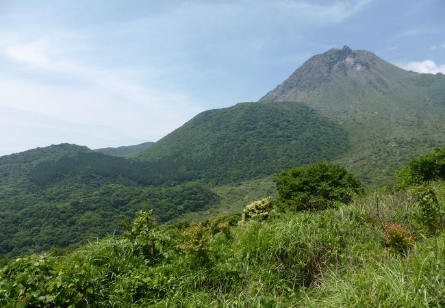 平成新山を眺めながら走るドライブコース