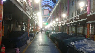 アーケードの商店街