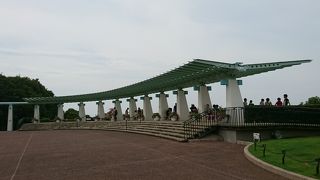 展望台からは横浜ベイブリッジを望めました。