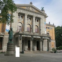 さすが国立劇場