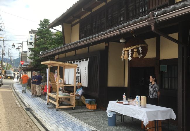 天領朝市と合わせて酒造見学