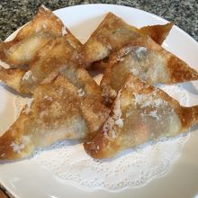 揚げワンタンも予想以上に美味でした
