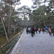 なだらかです。