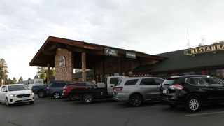 カウボーイズ ビュッフェ アンド ステーキルーム