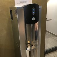 無料の飲料水。微炭酸や炭酸も。