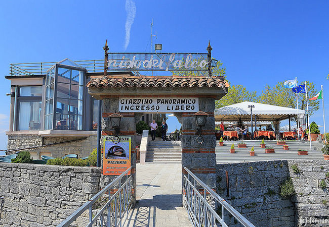 ニド デル ファルコ