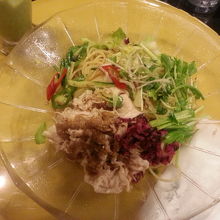 京のもち豚の冷しゃぶとしば漬けのスパゲッティ冷たいおだし仕立