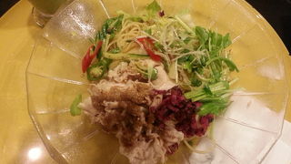 京のもち豚の冷しゃぶとしば漬けのスパゲッティ冷たいおだし仕立て