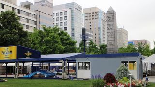 大通公園　西5丁目にある