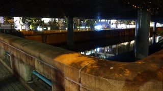 人通りも少なく…