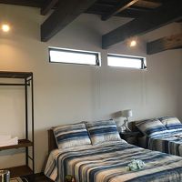 ダブルベッド2台と2段ベッドが2台の8名定員