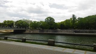 原爆ドーム前電停からすぐ