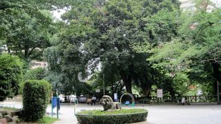 日露戦争で連合艦隊司令長官だった東郷元帥の邸宅跡に出来た公園