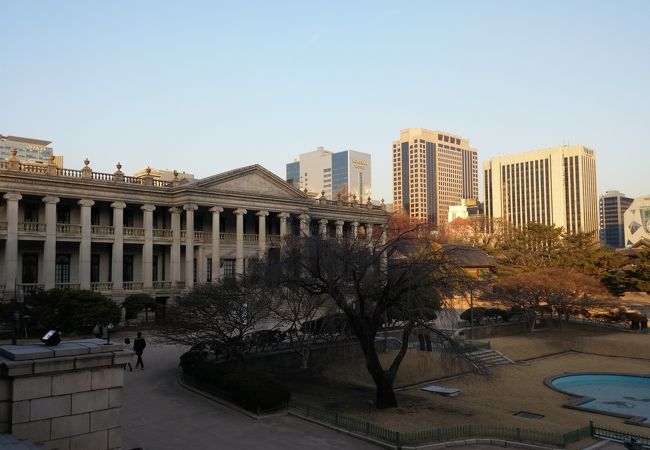 大韓帝国歴史館があります。