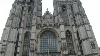 街のシンボル的教会