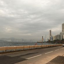 日本の熱海のような雰囲気