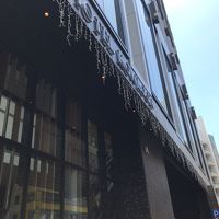 室内から景色はいいが、部屋狭いです。