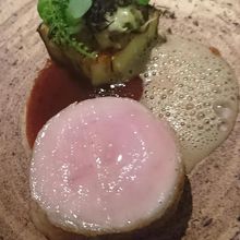 メインのポークのロティ（ロースト）