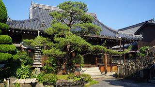 高山右近の高槻城改築にあたり、ここに移転