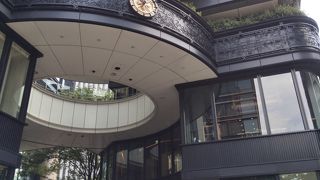 お庭も素敵！ショッピングもお食事も美術鑑賞も