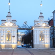 ワルシャワ大学