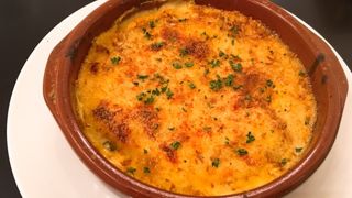 シャンデリアテーブル