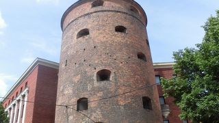 旧城壁の塔