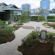 評判の鯛めしでランチ