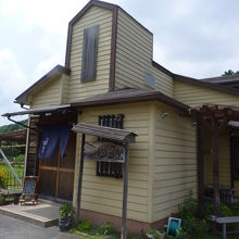 腰がしっかりした十割そばが美味しい