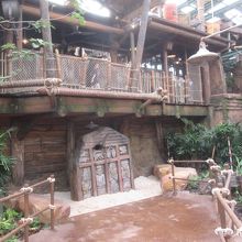 キャンプ ディスカバリー (古遺跡探索営)