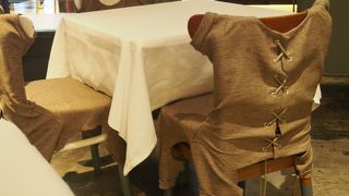 アパレルメーカーが経営しているカフェ