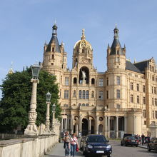 城の正面の様子