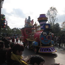 ディズニー パレード (米奇童話専列)